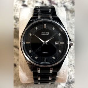 Citizen Corso Eco-Drive. 8 Diamond Dial, Date, 40mm, 100m. NEAR MINT.